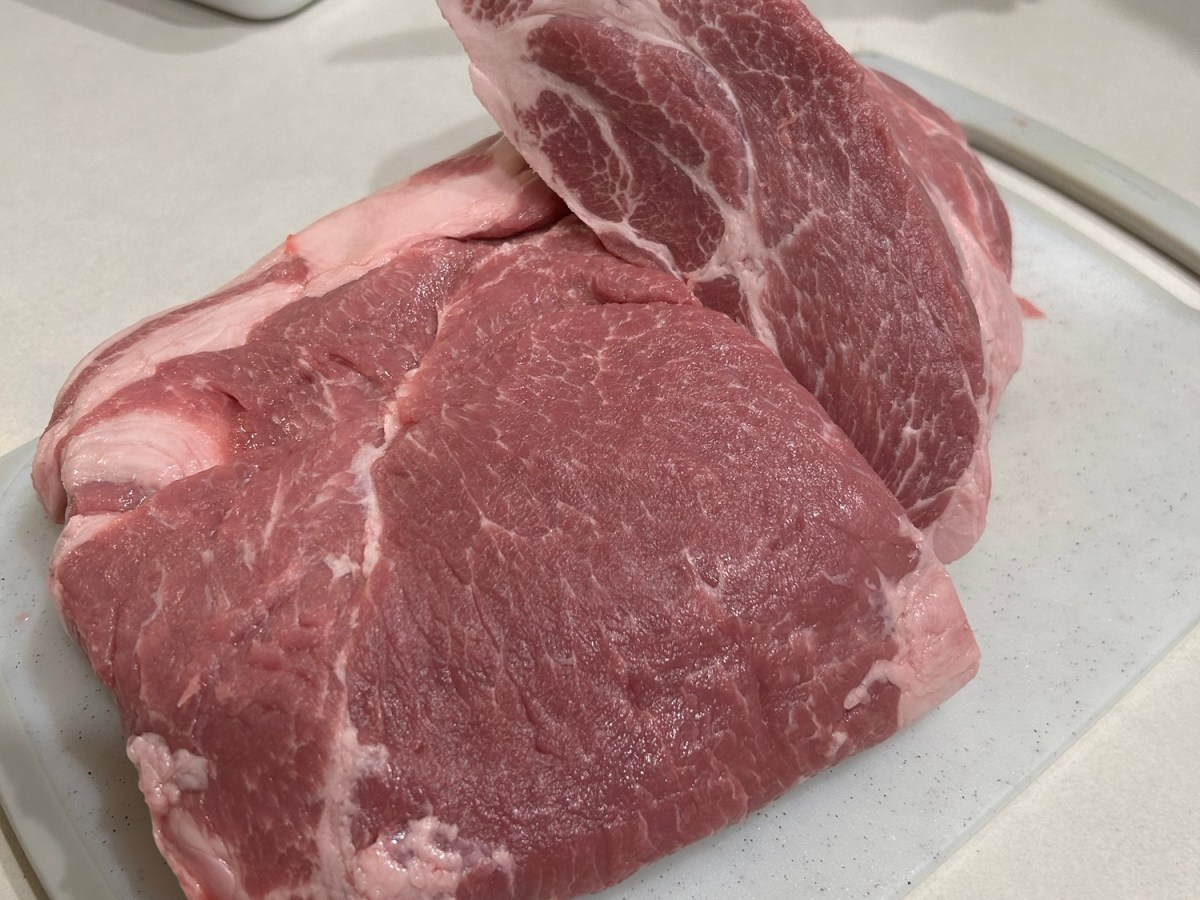 コストコで豚肉の塊肉111円/100g